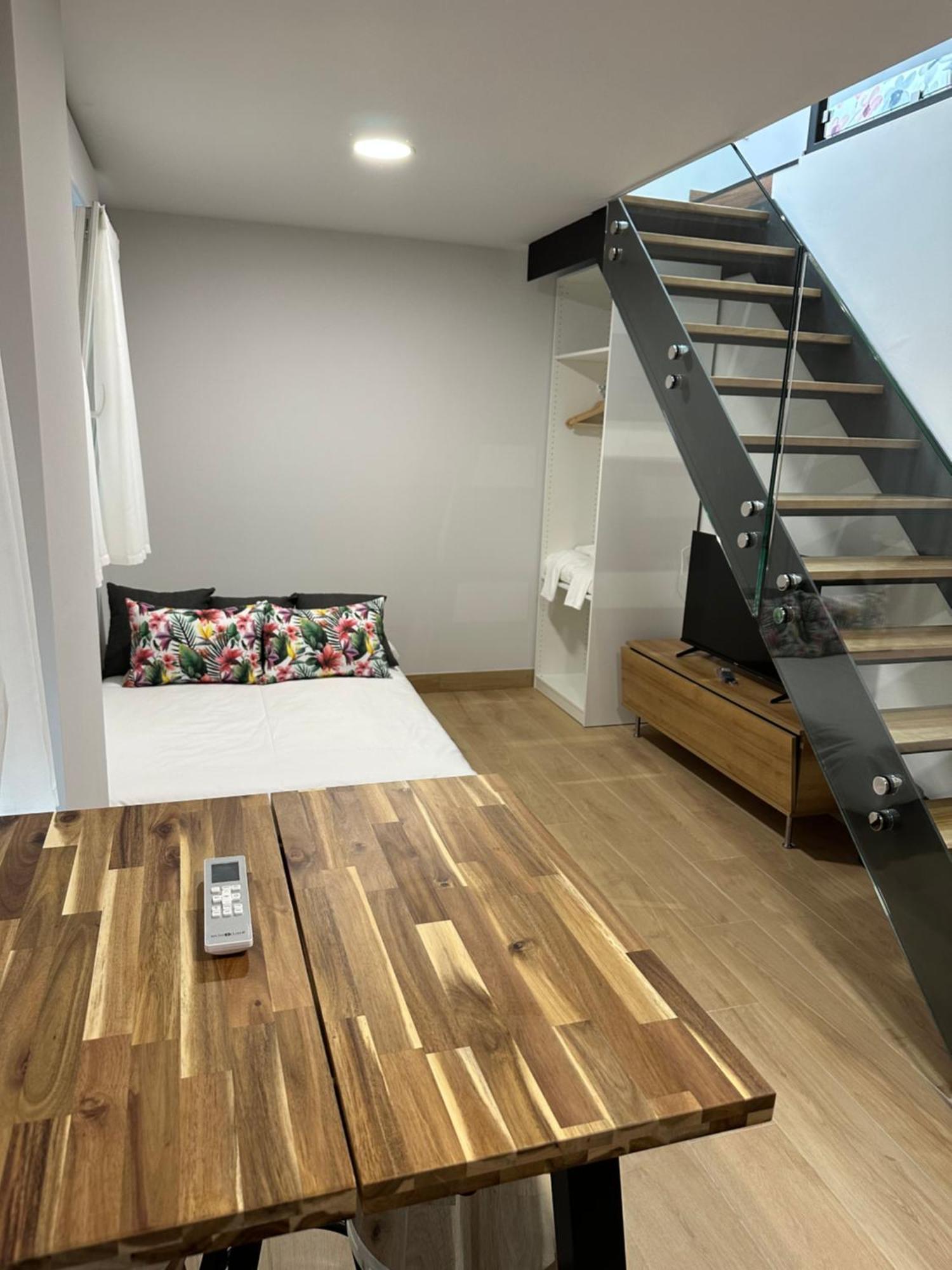 Apartamentos Turisticos Santa Apolonia 62 Avilés Exterior foto